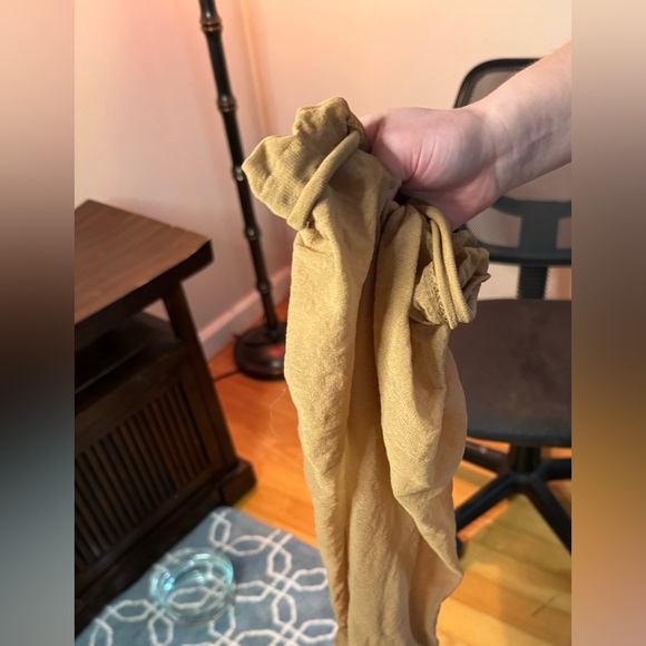 L’eggs Nylons Sheer Energy ⚡️ - Picture 9 of 9